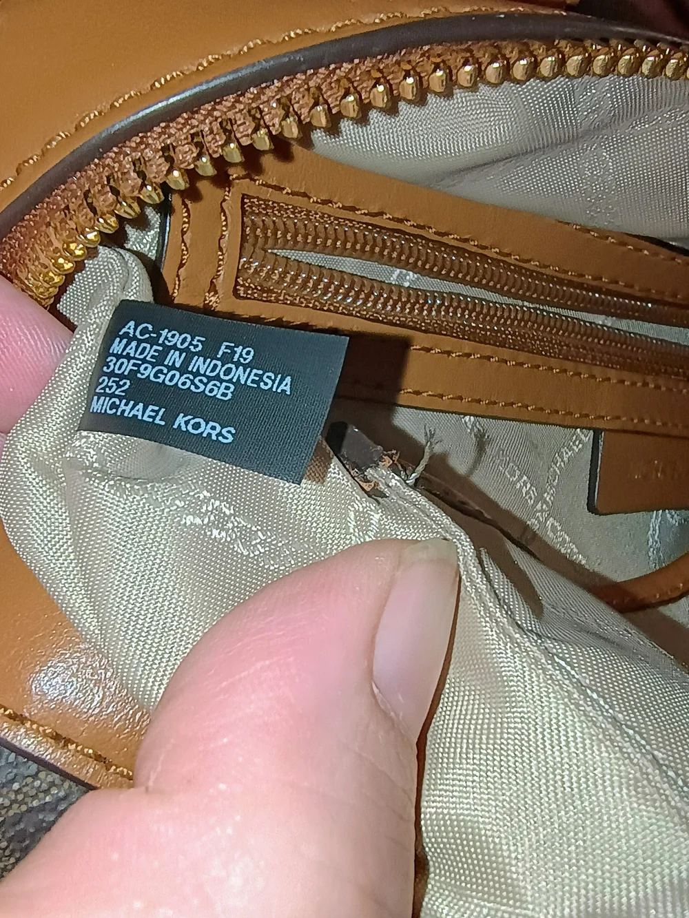 Michael Kors Bedford Legacy Medium Duffle Satchel (Style 30F9G06S6B)